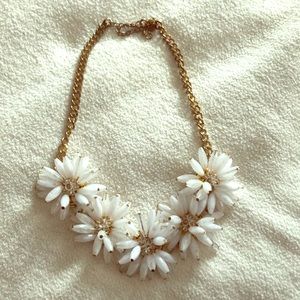 J Crew inspired flower necklace